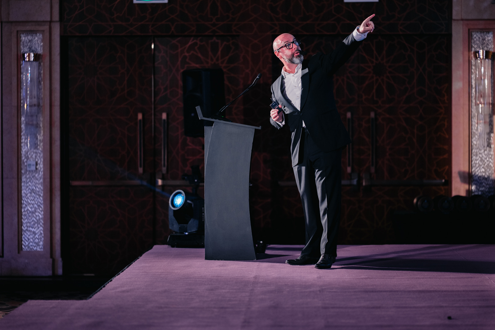 Georges Lemire presenting to business and technology leaders